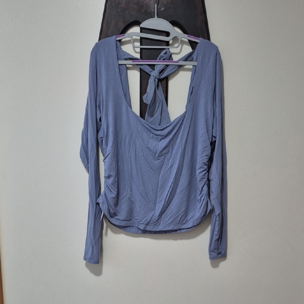 Scoop Back Long Sleeve Top in Lavender